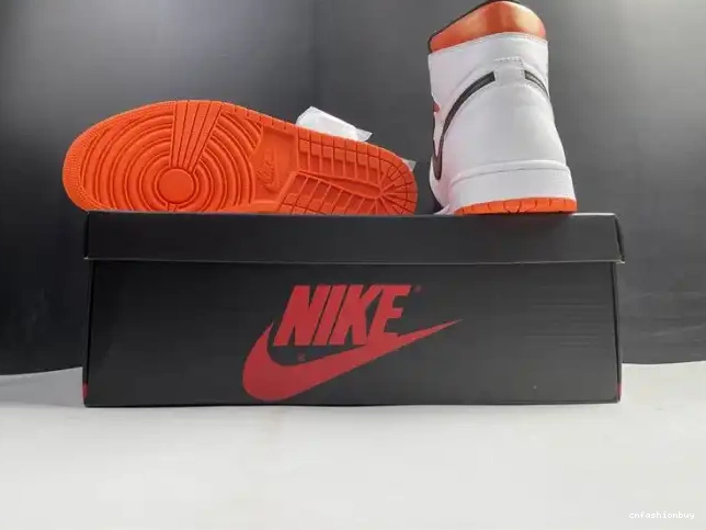 1 Retro High Air Orange Electro Jordan 555088-180 0508